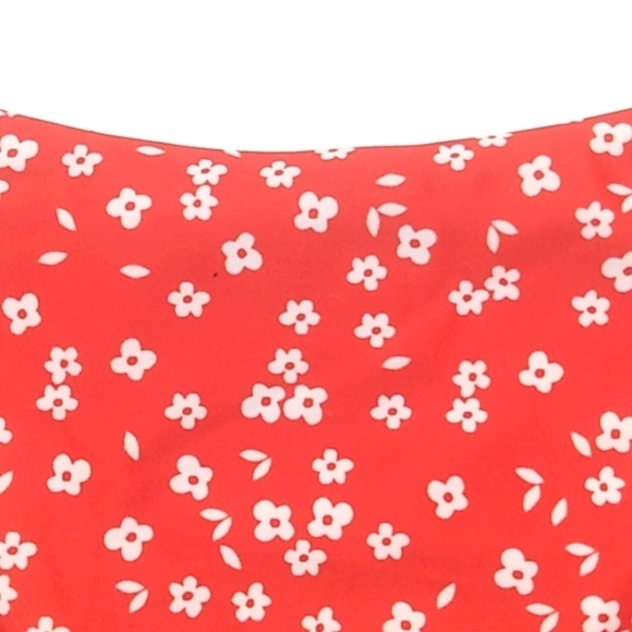 RED WHITE FLORAL HI-CUT HIPSTER BIKINI BOTTOMS SIZE MEDIUM NWOT - Picture 2 of 6